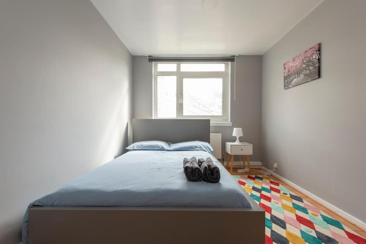 Lovely 2-Bed 20 Mins To Central لندن المظهر الخارجي الصورة