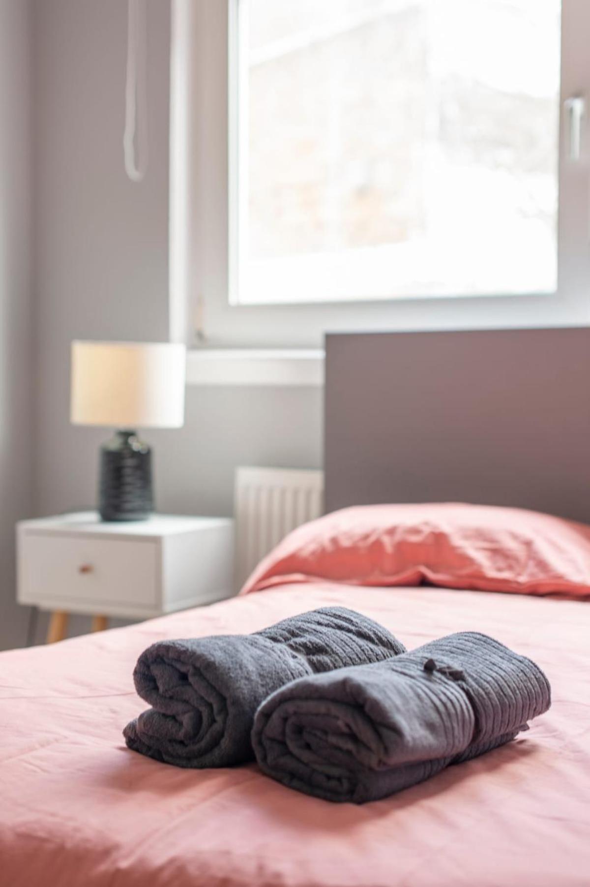 Lovely 2-Bed 20 Mins To Central لندن المظهر الخارجي الصورة